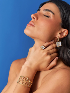 Bracelete minimalista: como usar essa peça atemporal no dia a dia